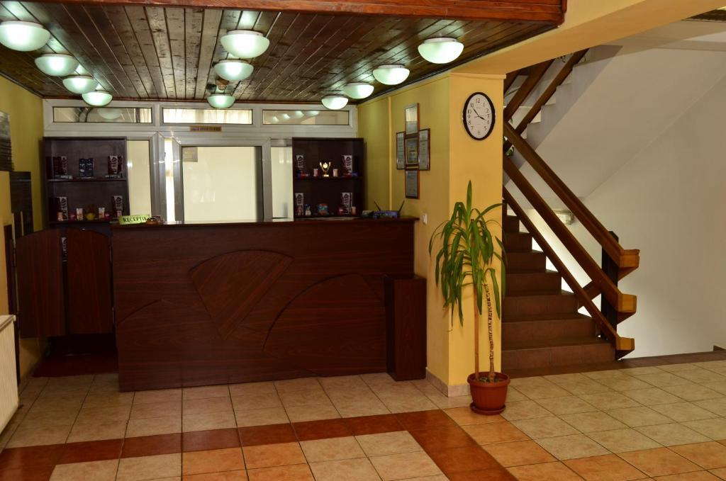 ساتْشيلي Motel Din Darste المظهر الخارجي الصورة