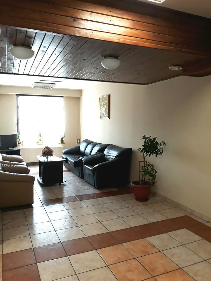 ساتْشيلي Motel Din Darste المظهر الخارجي الصورة